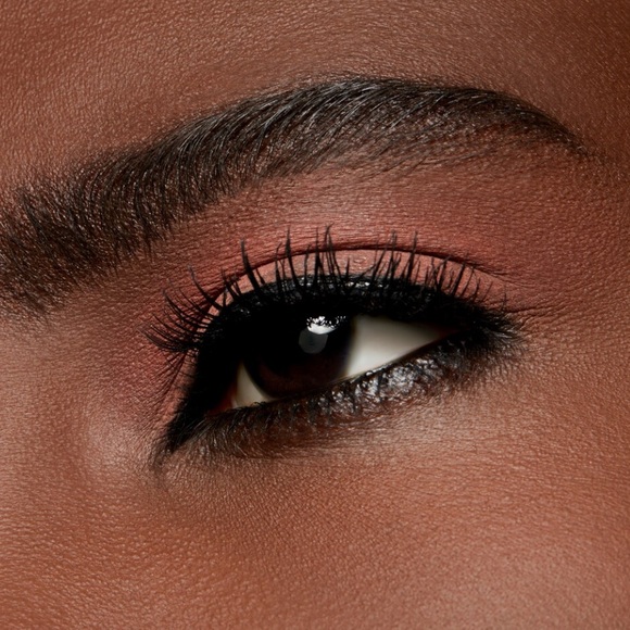 “Strike a Pose” Pro Palette Refill MAC - Picture 5 of 5